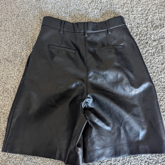 Babaton Vegan Leather Jorts - Picture 8 of 8